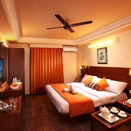 Hotel Rajdhani Panaji Zewnętrze zdjęcie